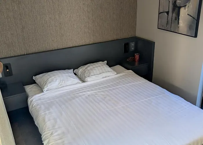 Tree House * Julianadorp