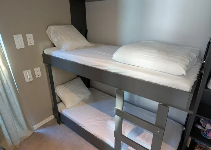 Tree House * Julianadorp